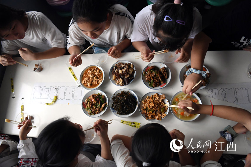 WʳÃȾͲyһͲͱCˌWʳȫW r/z