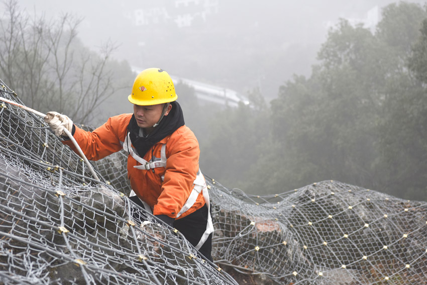 DIˆTȫbҒھʯϙzЛ]ɄӺ׃ĵط z