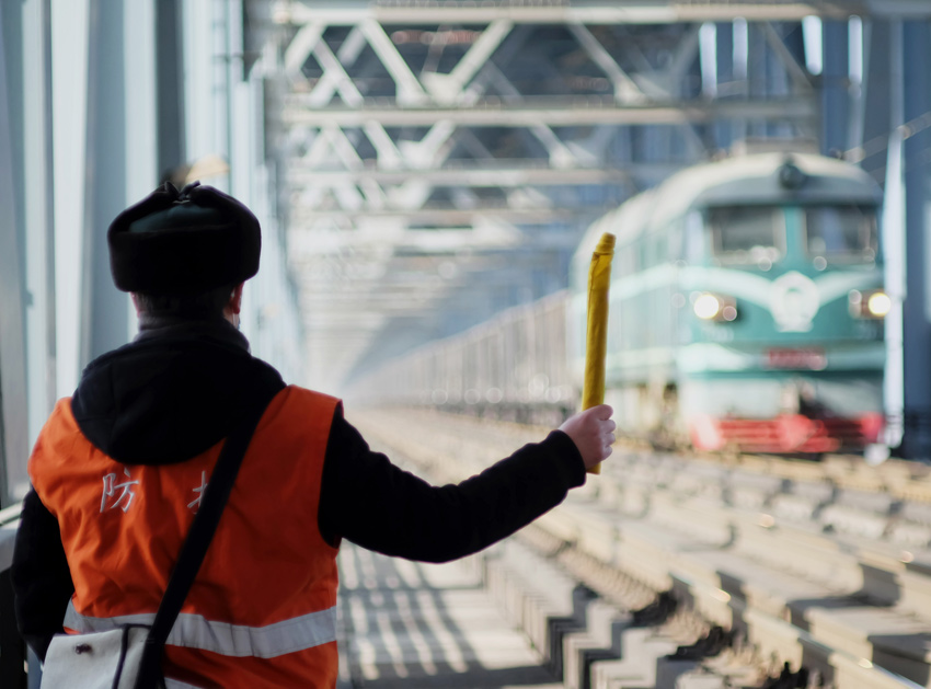 Ž򹤶δ܇gz鹤^طoTw摪܇܇S犞I z