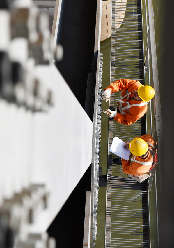 z鹤^Lһײ˨Mвz鲢ӛ z