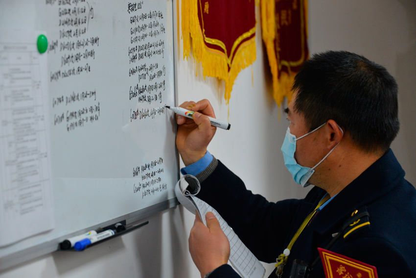 \ֵTСڽʾϳc܇ʾJ z