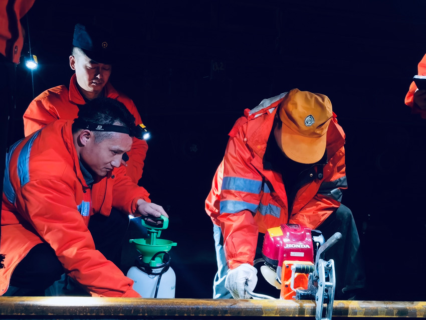 IˆT@ۙCˮ܉܉·BӾ@־ z