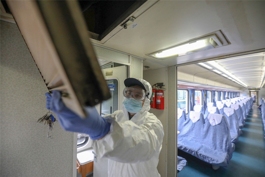 IˆTڲжÿ܇Ŀ{VWФ z