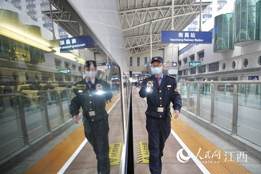 CеʼlվMѲҕz ǵ z