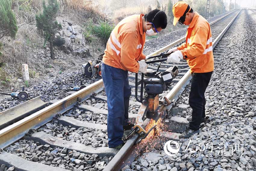 IˆTôĥCӲλMдĥ_܉ƽȫ  z