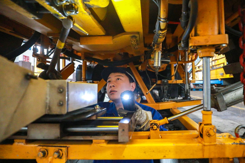 ڏ͙zB·Cеλ˨o̠Bε z