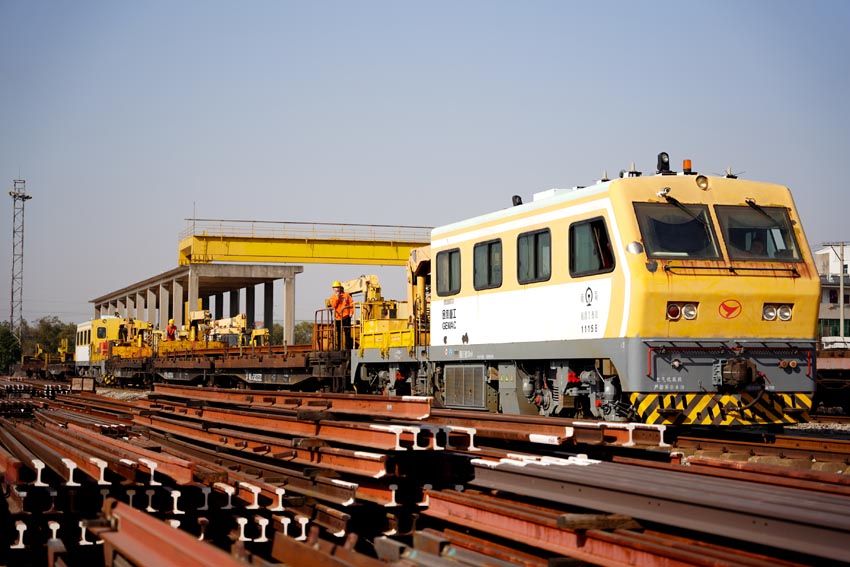 ܉܇ʂǰжϵcAġf΄fx z