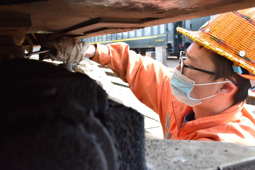 ܇z܇T{܇DԳg϶S z