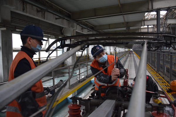 Cеڜy܇M늹ֵ΁ z