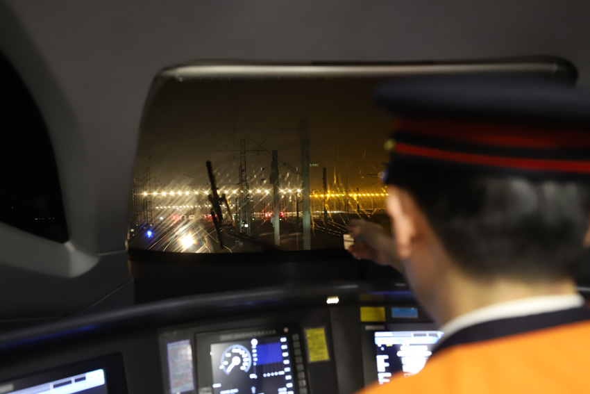 ڄ܇M˾CҲt·BĿ z