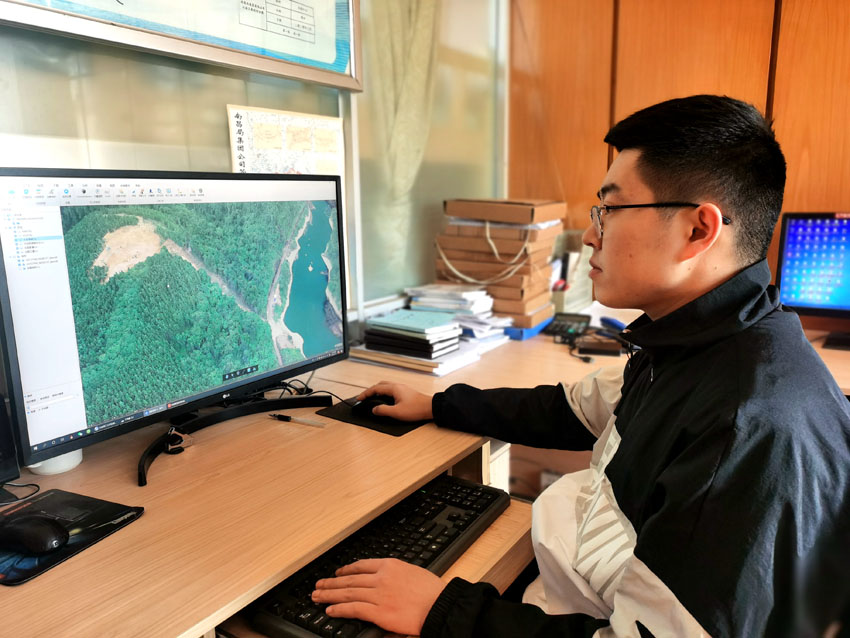 ͨ^o˙CƬM3Dؽģ߀ԭԭò  z