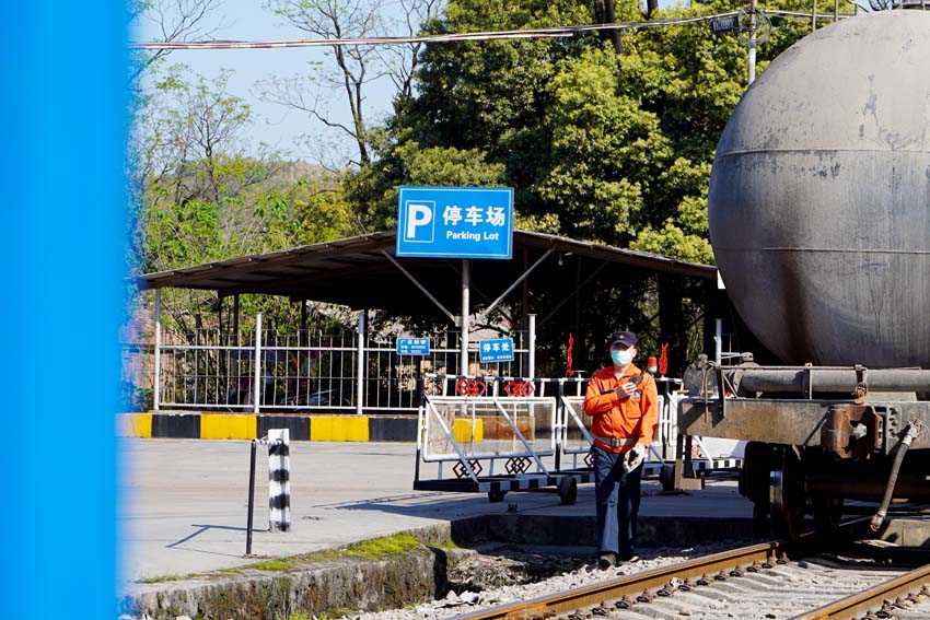 ؛ﾀ{܇ˆTB܇v  z