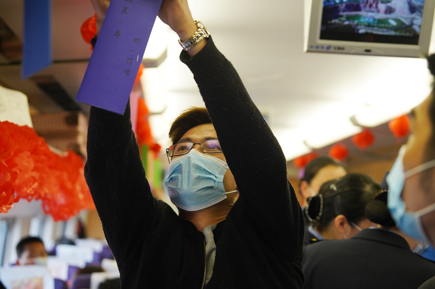 ÿͷeOӻȡi z