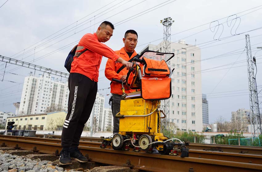 ׽B͹LYt̽x܉JzyISP z