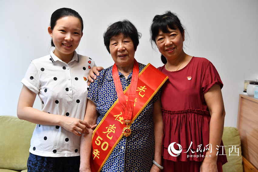 չɏhT߅ăϱf1993h߅ČOŮ񘺮2006hW rz