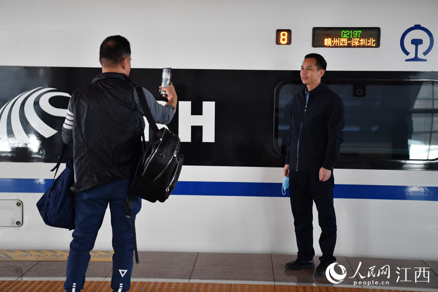 ÿ͵܇ǰװl܇Ӱ W rz