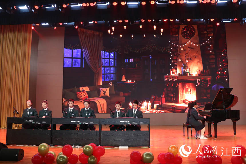 ĎͬcףԪѹ Wꖽƽz