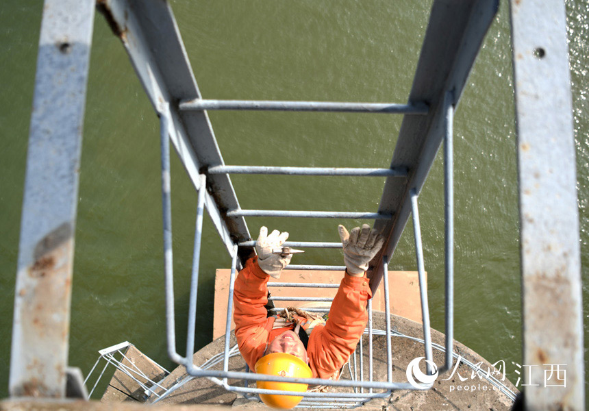 ϲնεڽSMF·ϜʂMИzI ֔z