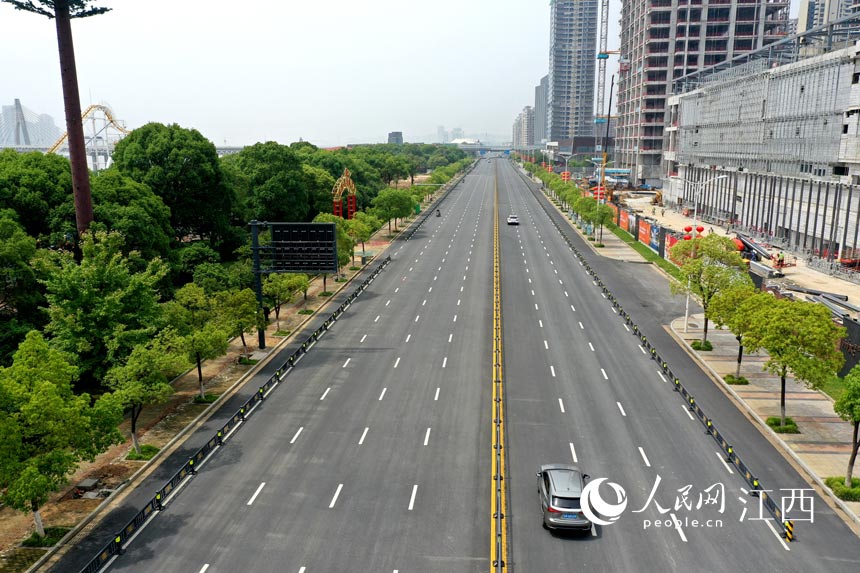 R^깤ͨ܇Mϴƽ W rz