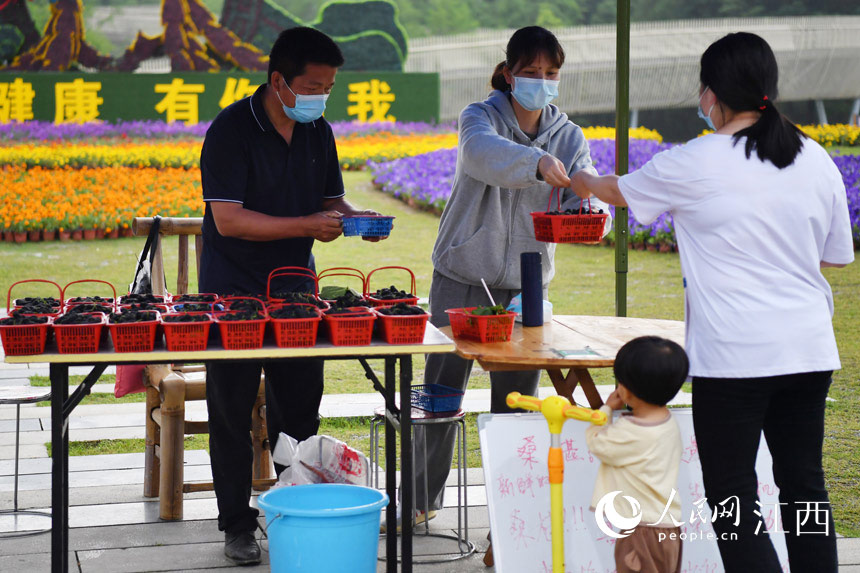 ¡ֱNcˆTڅfSsNɣ W rz