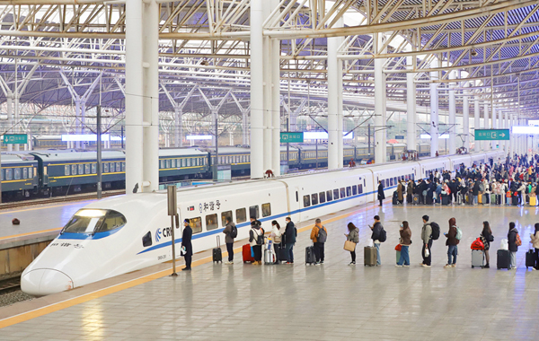 春節返程高峰"/