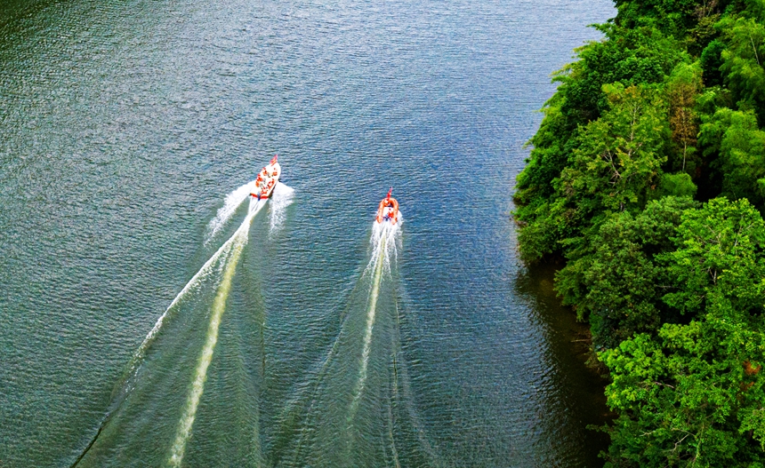 防汛搶險應急演練活動現場。詹繼成攝
