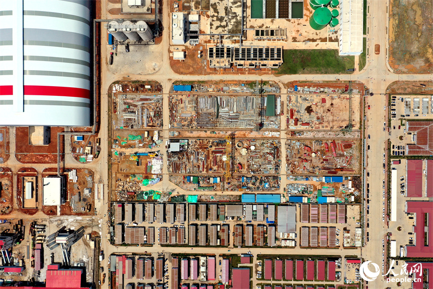 江西贛能上高發電有限公司電廠附屬設施的建設正在按照節點有序推進。人民網記者 時雨攝