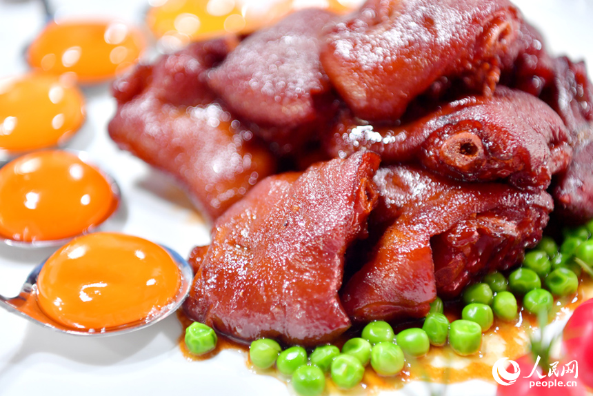 阿膠豬手。人民網記者 時雨攝