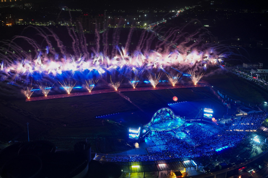 每一秒都絢爛！上栗煙花綻放夜空