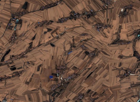 “吉林一號”拍攝的吉林省梨樹縣國家百萬畝綠色食品原料（玉米）標準化生產基地核心示范區。長光衛星供圖